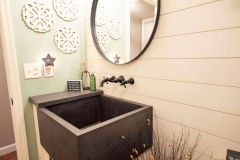 Bathroom 10