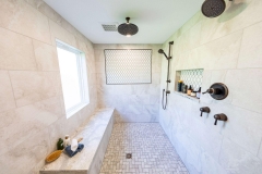 Bathroom 11c