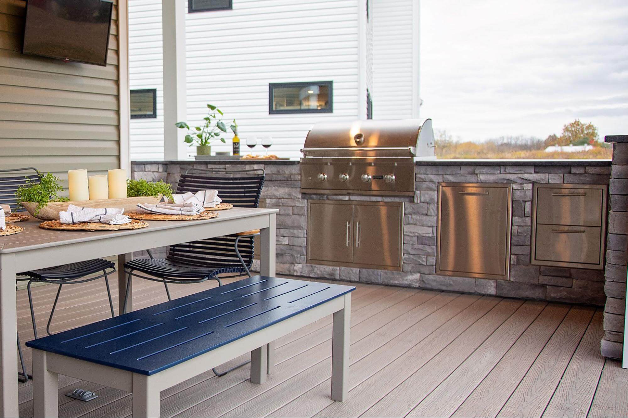 Contemporary Outdoor Kitchen Outdoor Kitchen Remodel by Heck Residential project photo 2